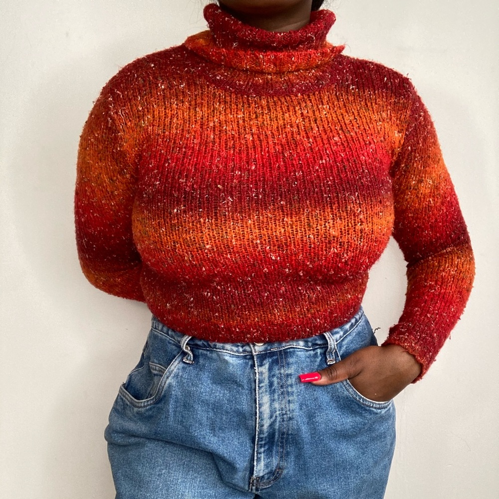 Nevada Red and orange sweater 😻